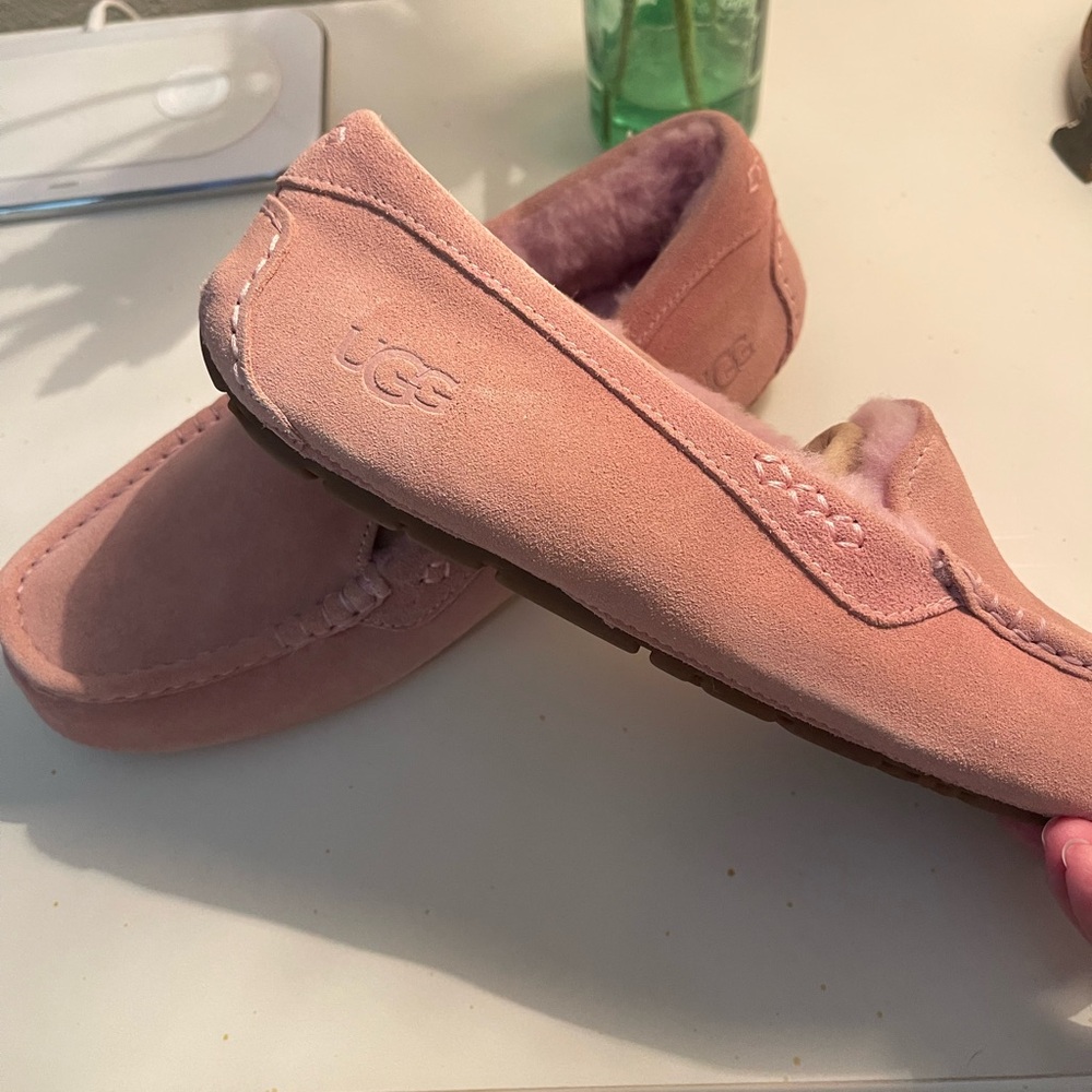 UGG Pink Women's Ansley Slippers, No Longer Available In Pink On Ugg Sight - Picture 2 of 8